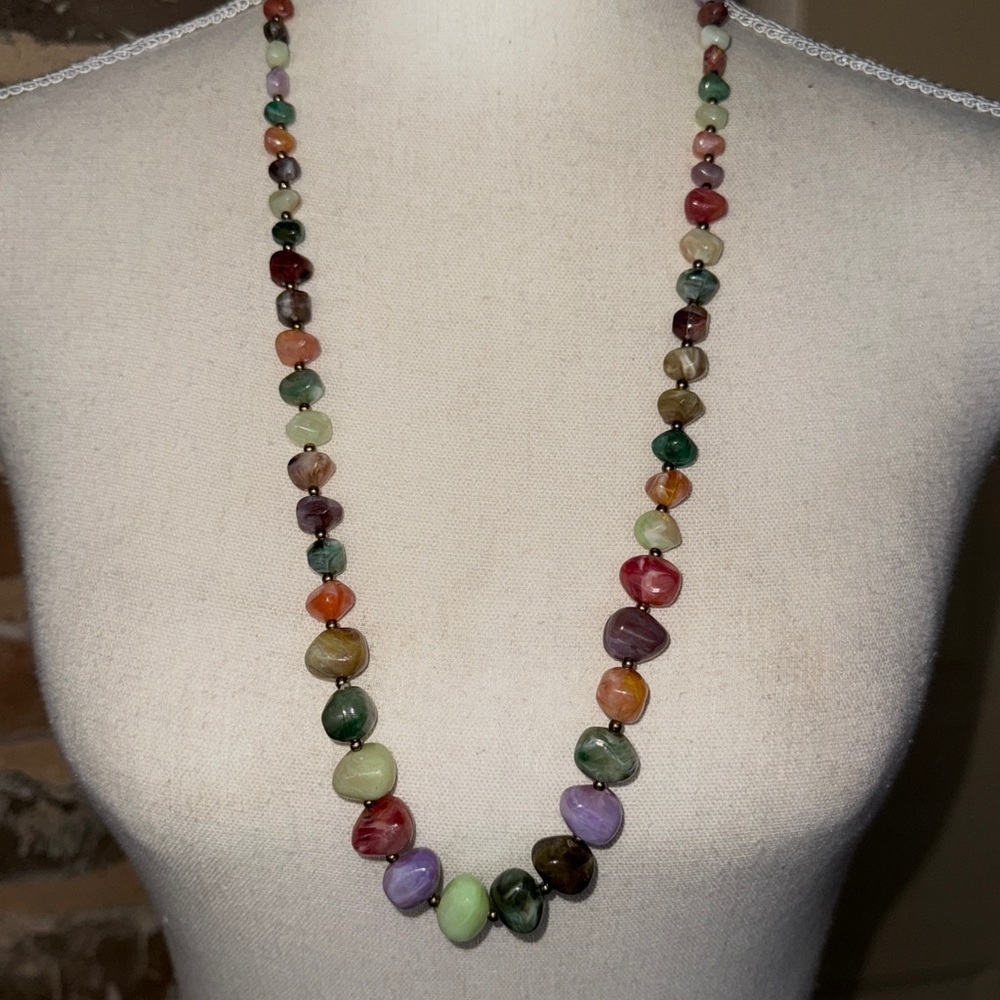 Vintage Graduated Lucite Marbled Stone Multicolor Beaded Necklace Gold Spacers - Picture 4 of 9